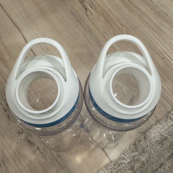 Cirkul Clear and Blue Water Bottles Set of 2 - Picture 2 of 2